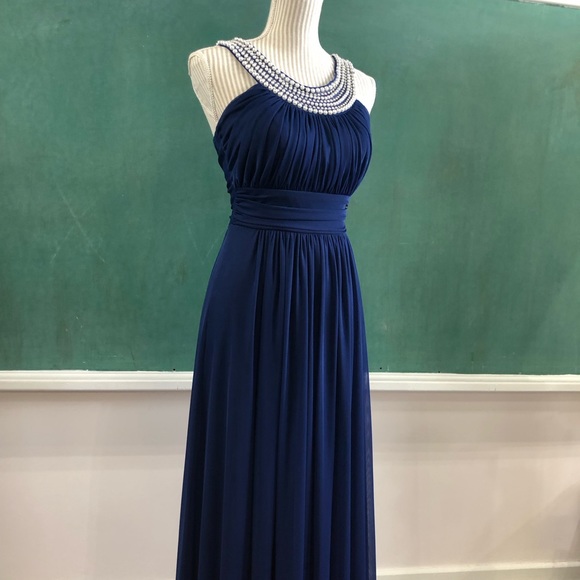 Bridemaids dress - med - Picture 3 of 8